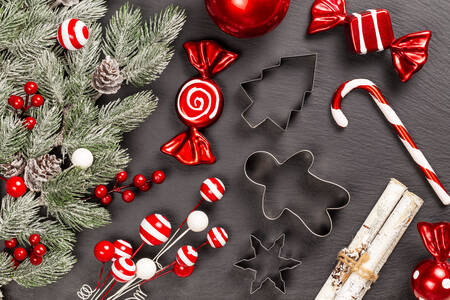 Emporte-pièces et branches de sapin