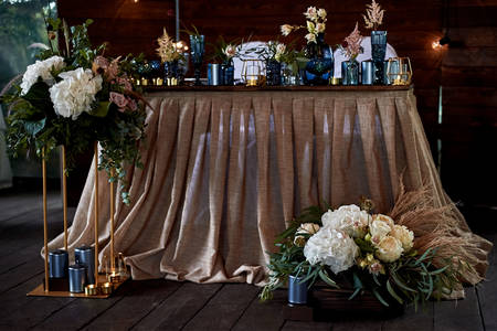 Свадебный стол