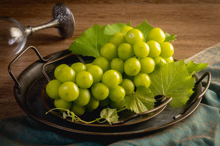 Grapes in a tray