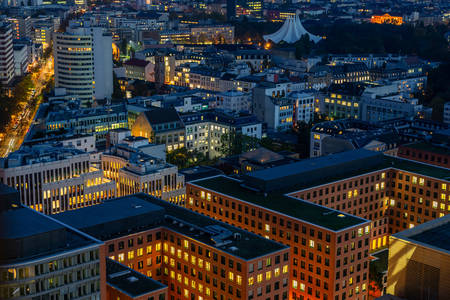 Берлин през нощта