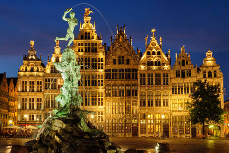 Grote Markt with the Brabo fountain