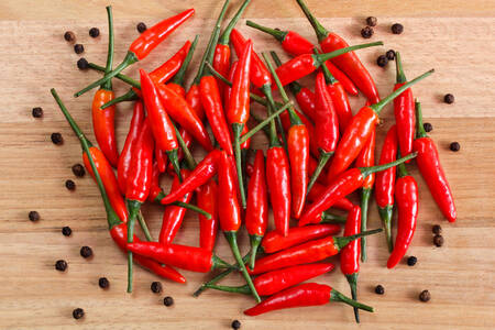 Crvena čili paprika s pimentom