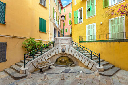 Un cortile accogliente a Villefranche-sur-Saône