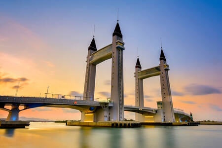 Puente levadizo Kuala Terengganu