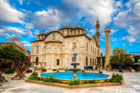 Uitzicht op de Yeni-moskee in Malatya