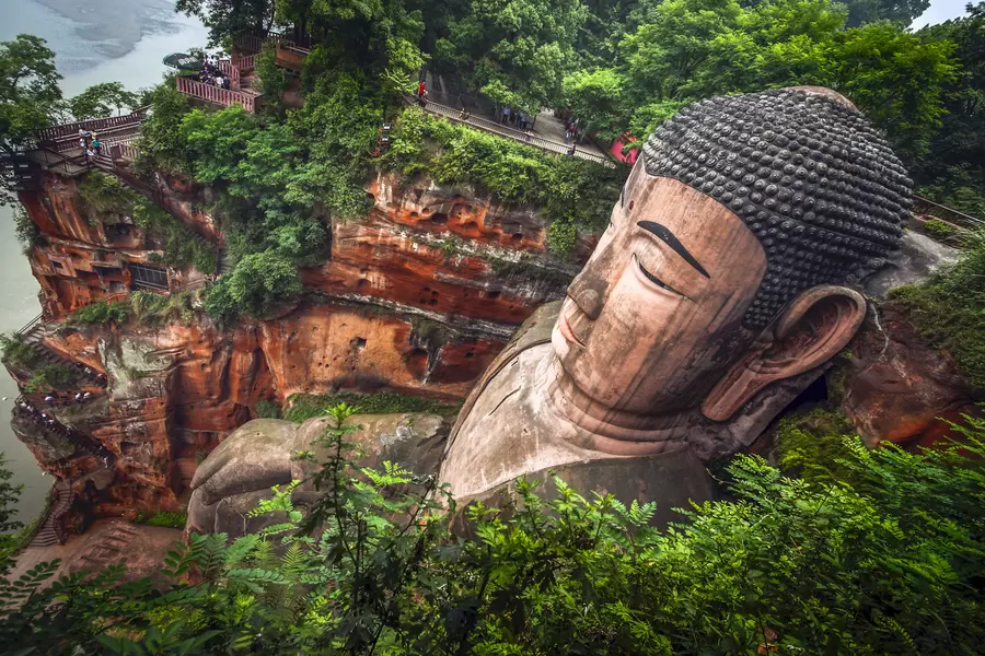 Posąg Buddy Leshan