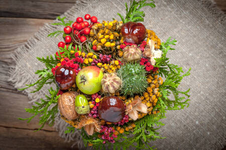 Bouquet of berries and plants