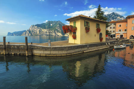 Haus in Torbole, Italien