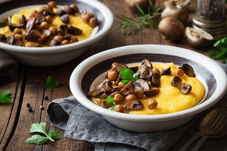 Polenta with mushrooms