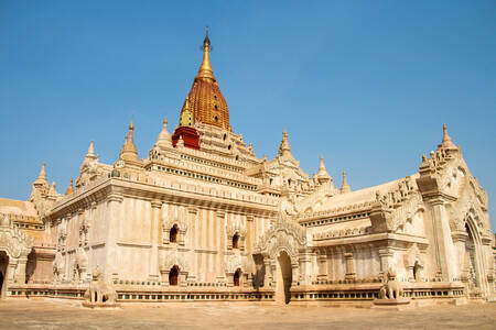 Temple Ananda à Bagan, Myanmar