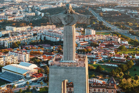 Kristus Kongen-statuen, Lisboa